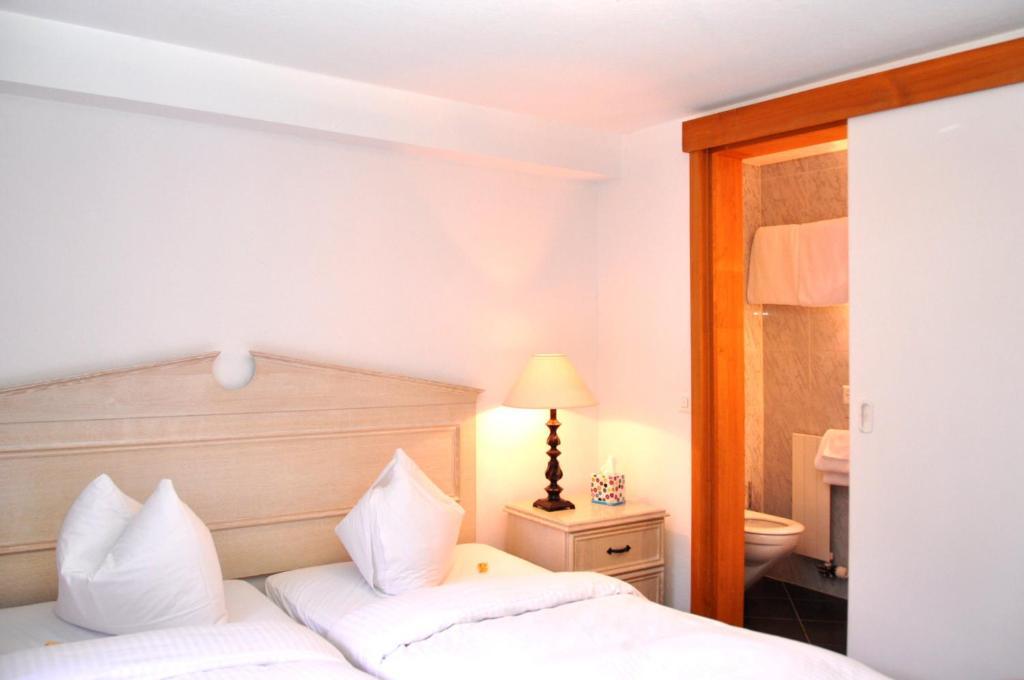 Hotel De La Paix Champéry Habitación foto