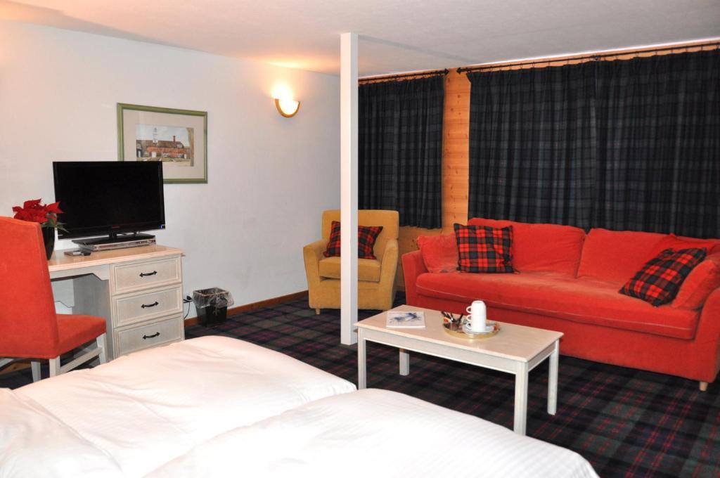 Hotel De La Paix Champéry Habitación foto