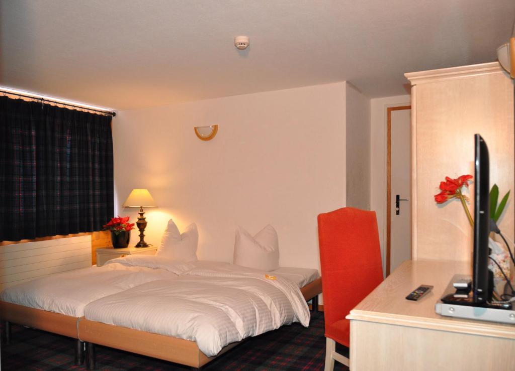 Hotel De La Paix Champéry Habitación foto